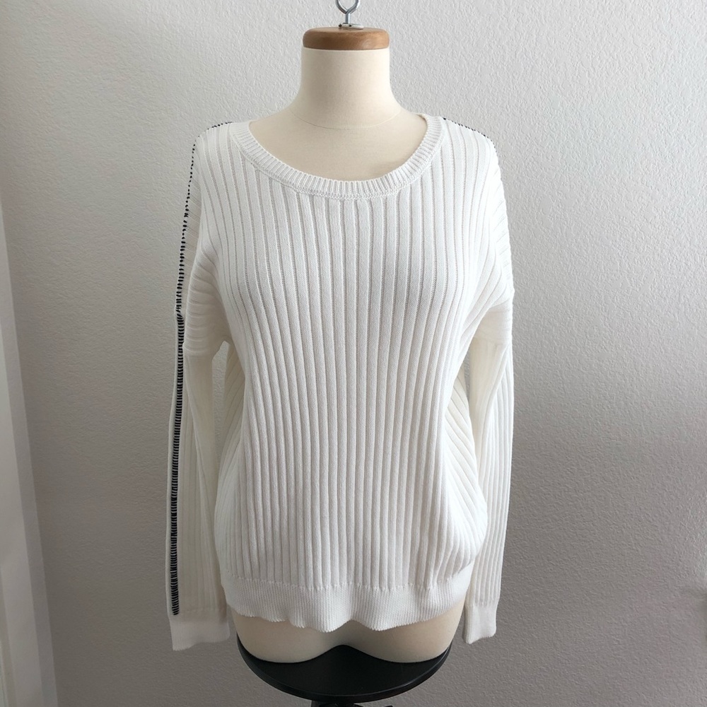 White Ribbed Crew Neck Sweater - Picture 3 of 7